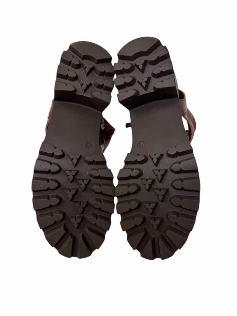 Shoe Size 7.5 Brown Sandals