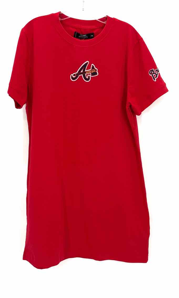 Size 2X Red Shirt