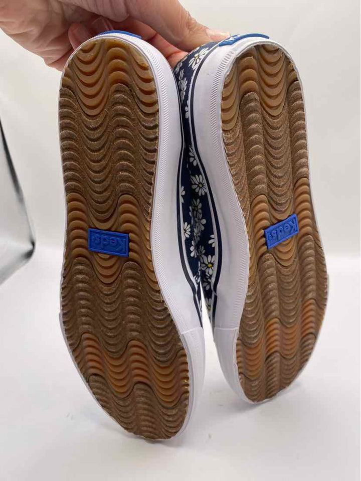 Shoe Size 7.5 Keds Navy Flats