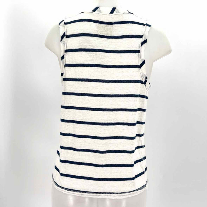 Size M CHASOR White Print Shirt