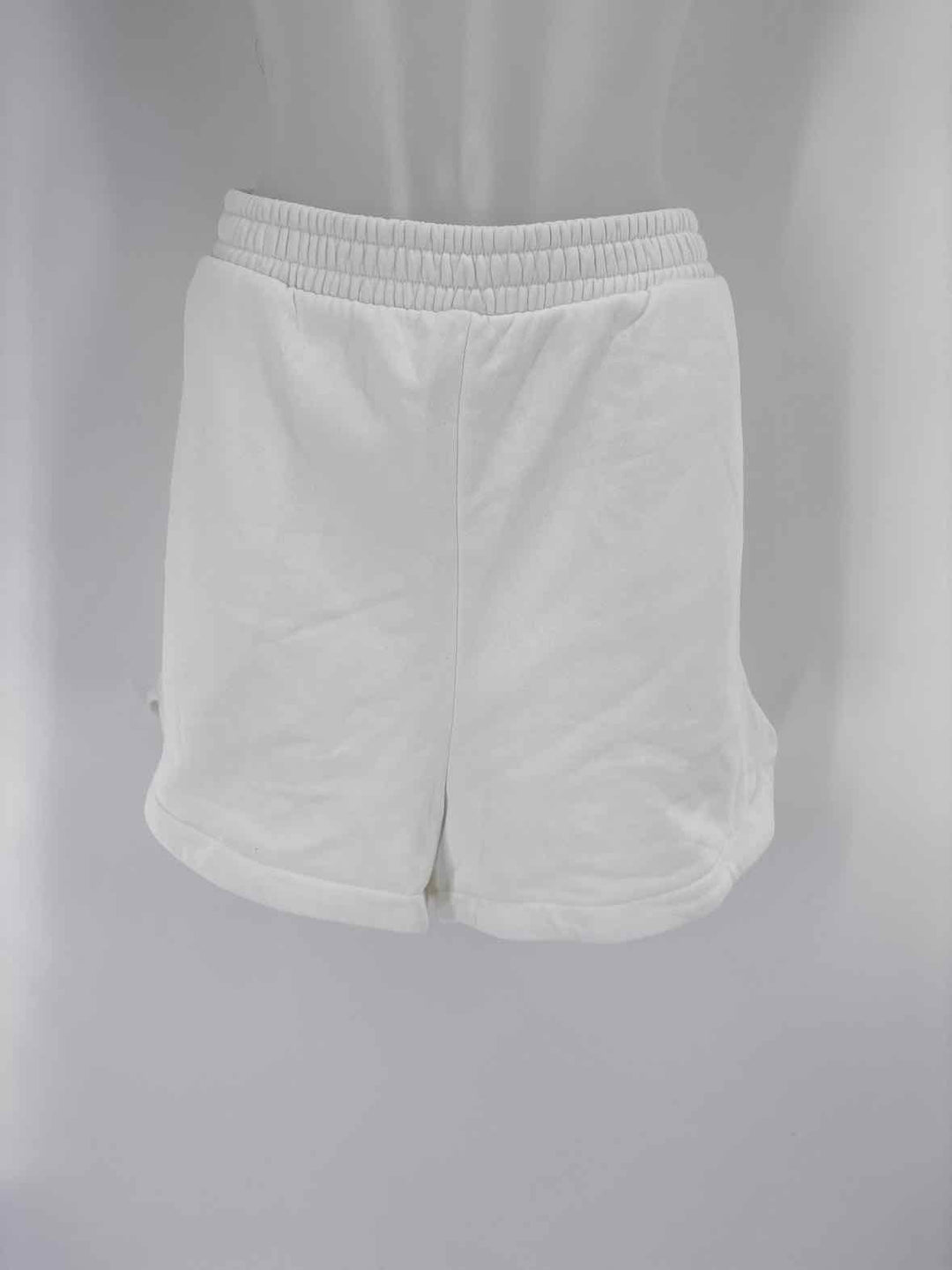 Size XL GAP Cream Shorts