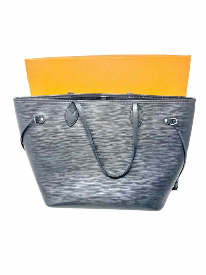 Louis Vuitton Luxury - Purse