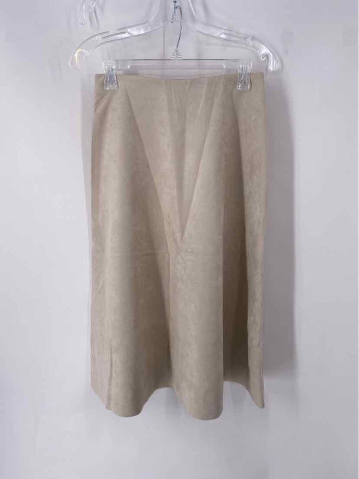 Size M Beige Skirt