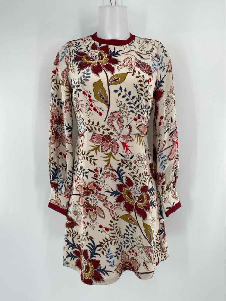 Size XS CHELSEA28 Cream Dress