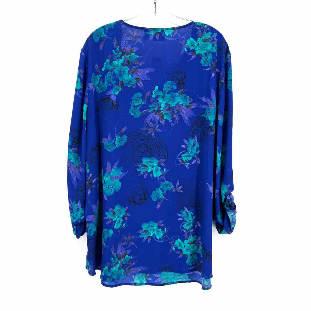 Size XL Chico's Blue Shirt