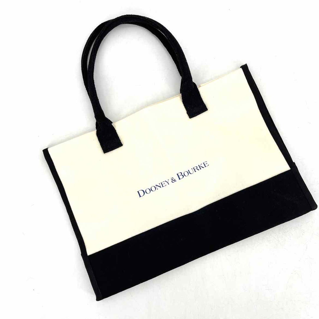 Dooney & Bourke Purse