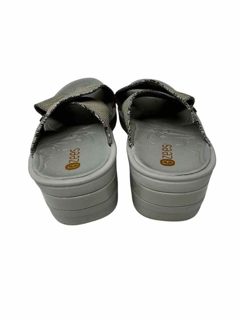 Shoe Size 9 Gray Sandals