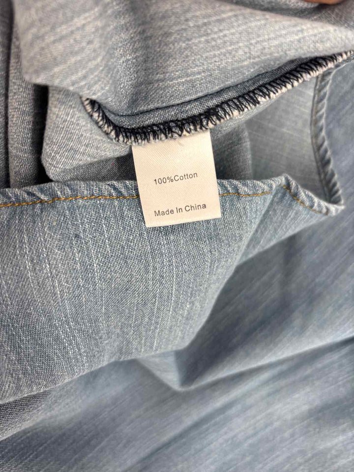 Size XL TUCKERNUCK Denim Shirt
