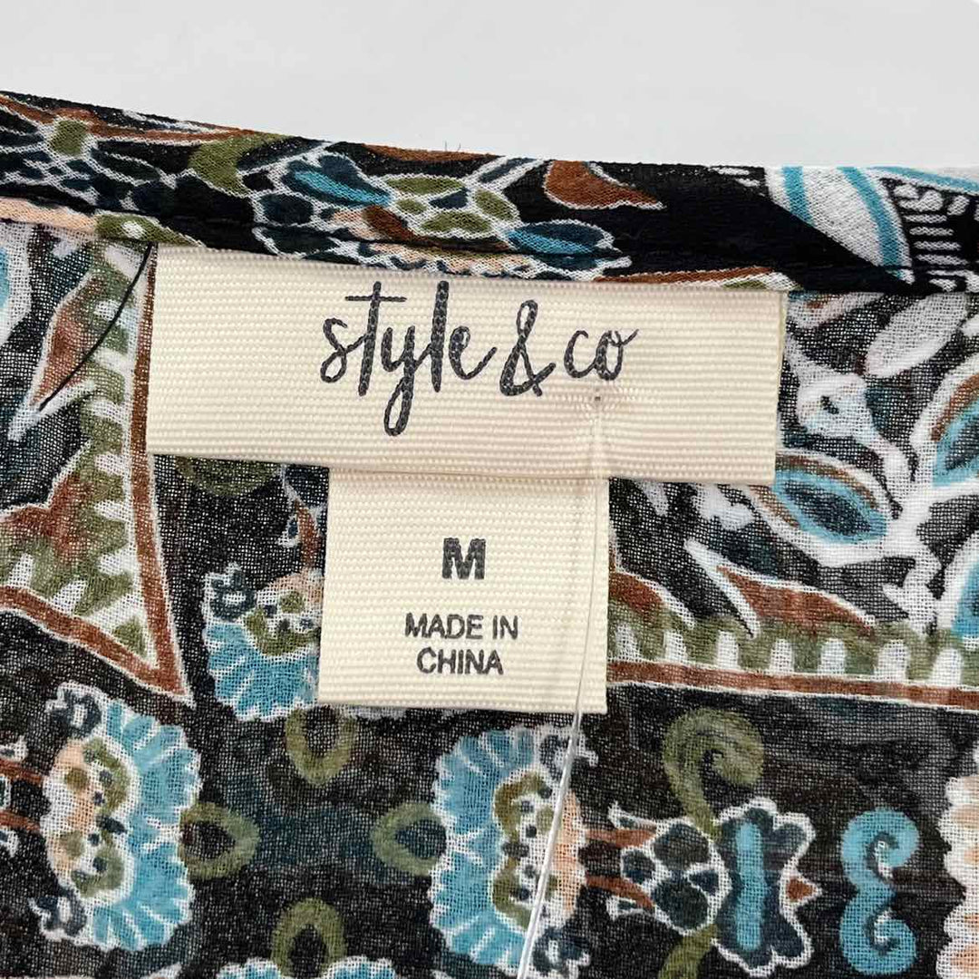 Size M Style & Co Shirt