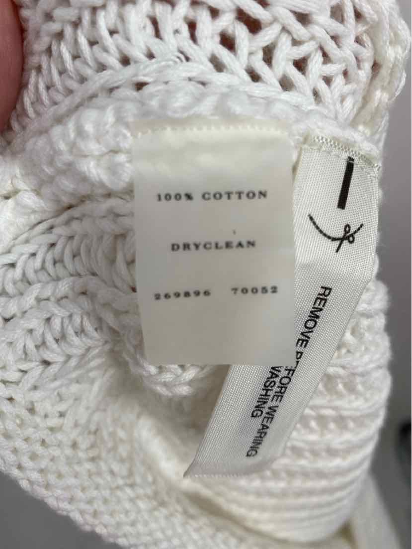 Size M Ann Taylor White Sweater