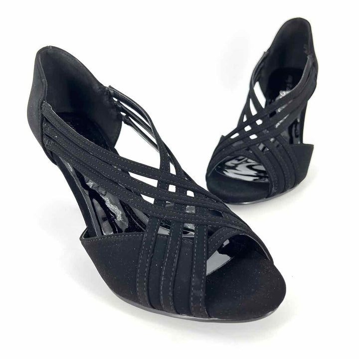 Shoe Size 9 Black Pumps