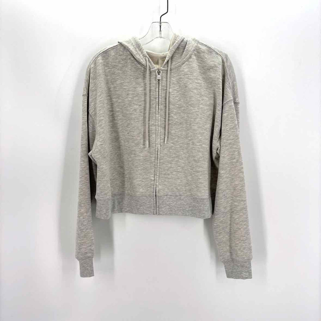 Size L Gray Sweater