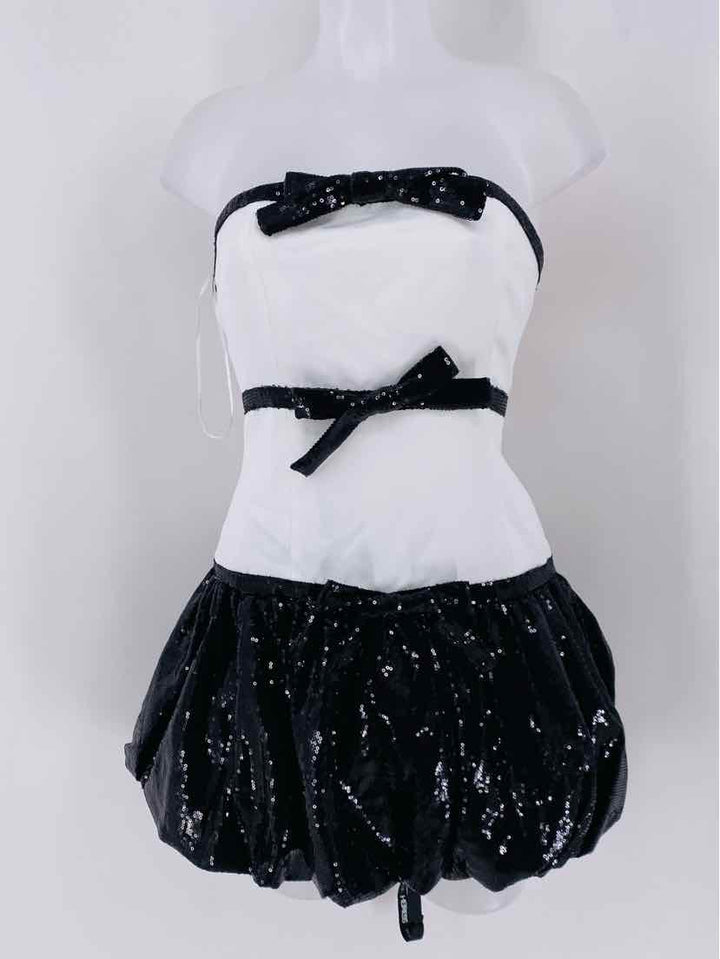 Size S White PROM