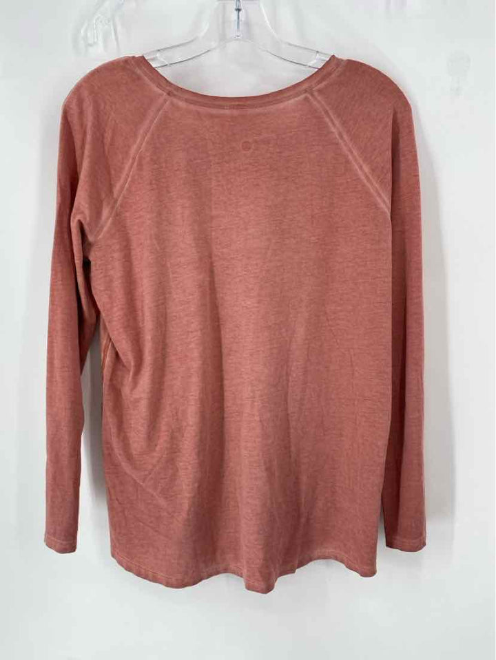 Size 8 Lululemon Mauve Shirt