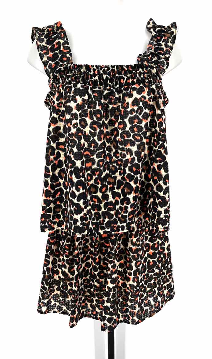 Size M who what wear Beige 2 PC Dress