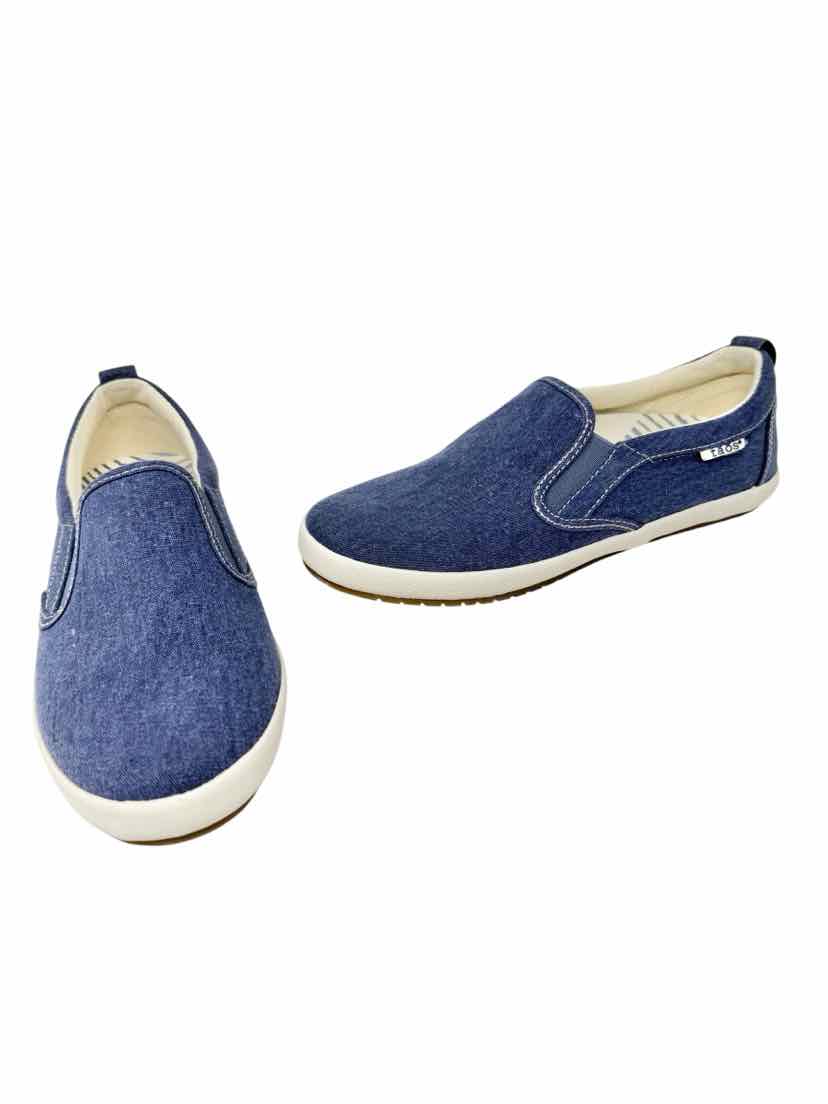 Shoe Size 7.5 TAOS Blue Sneakers