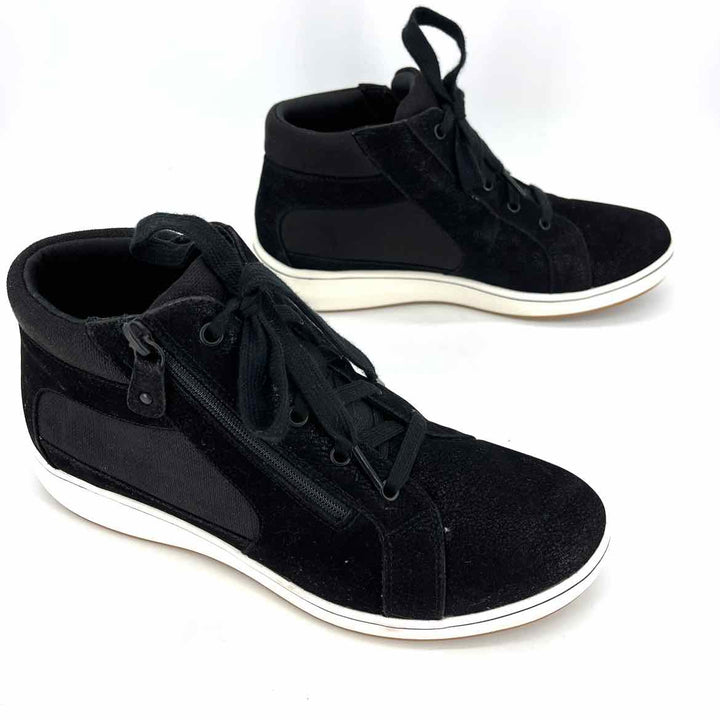 Shoe Size 10 CLARKS Black Sneakers