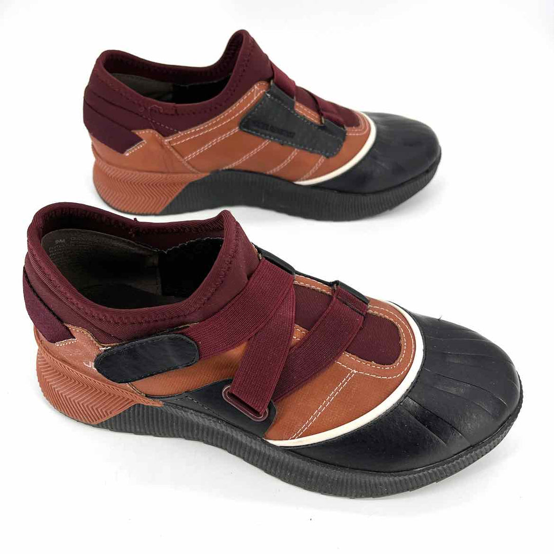 Shoe Size 9 JBU Multi-Color Faux Leather Sneakers