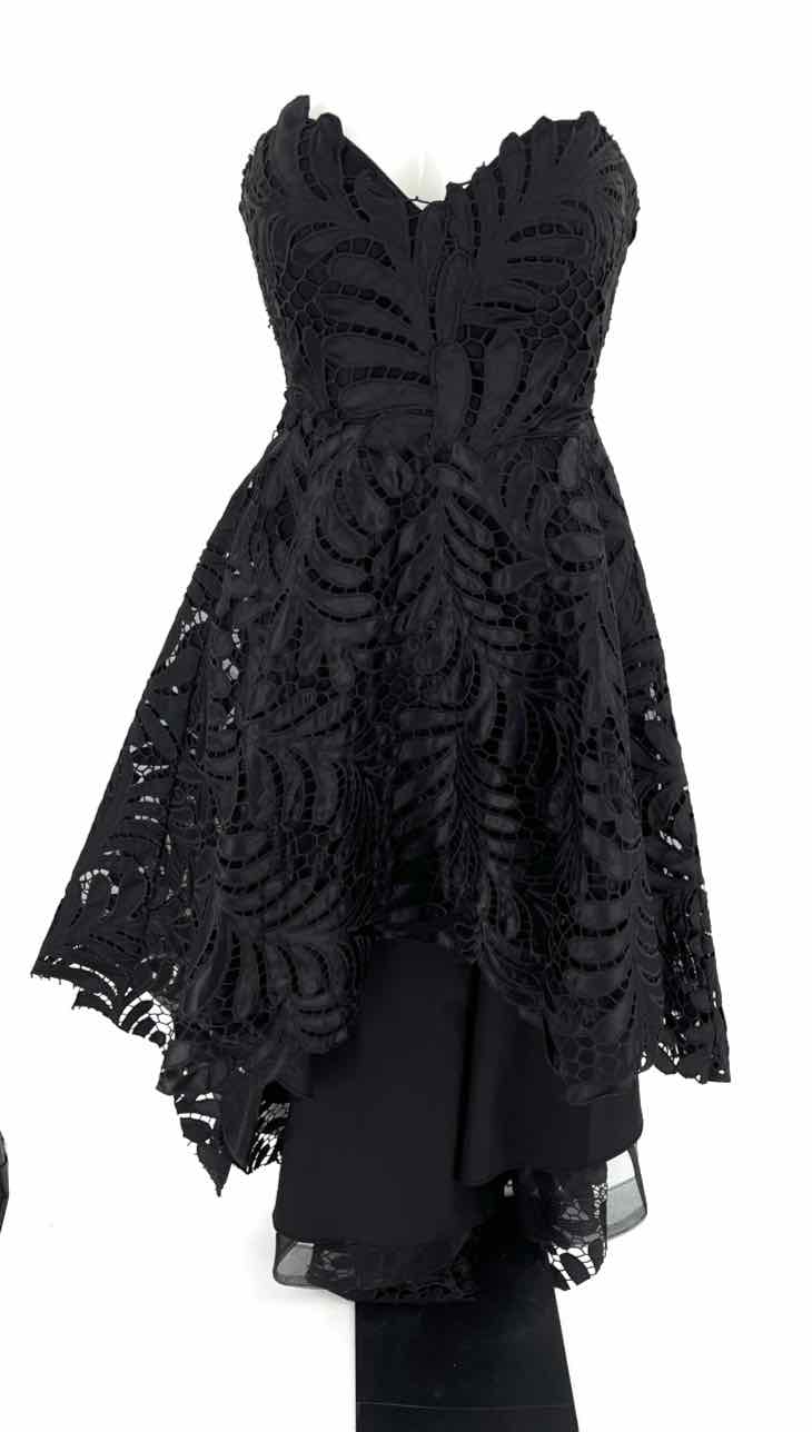 Size S Black Lace PROM