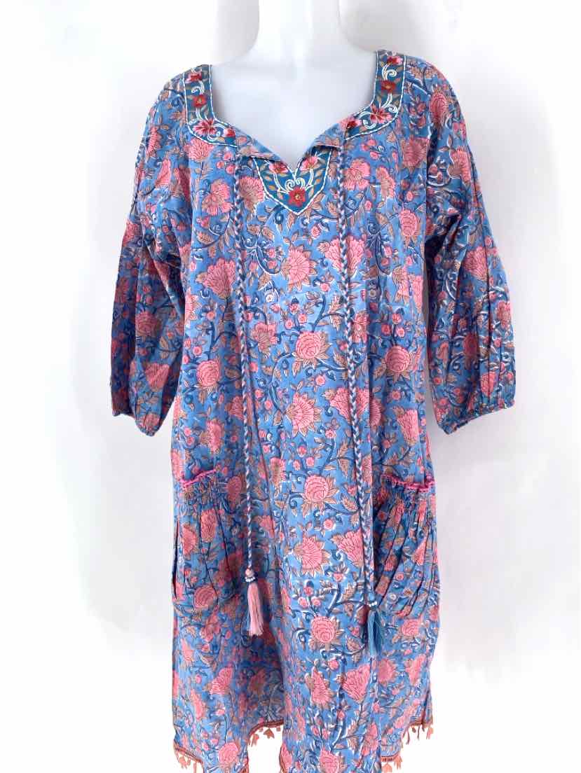 Size M Blue Print Dress