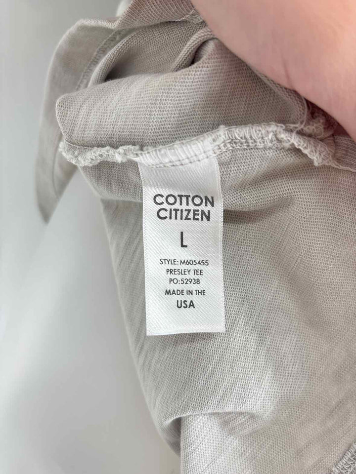 Size L Gray Shirt