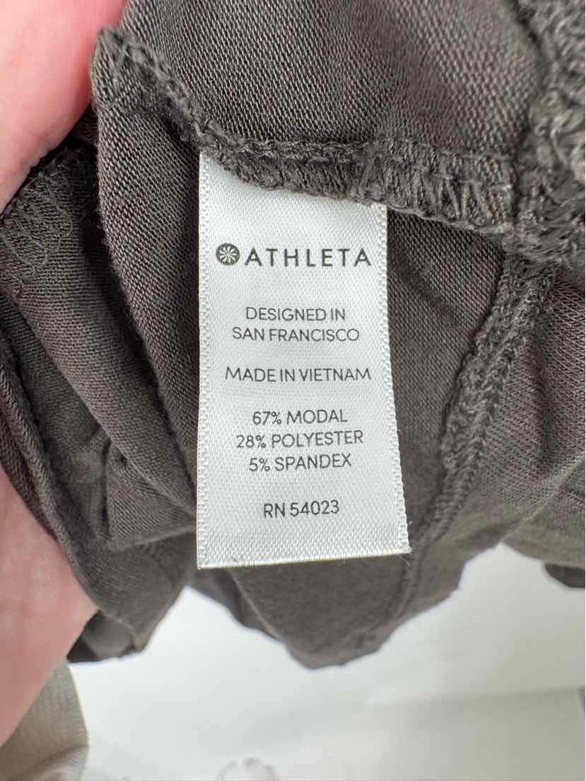 Size M Athleta Gray Shirt