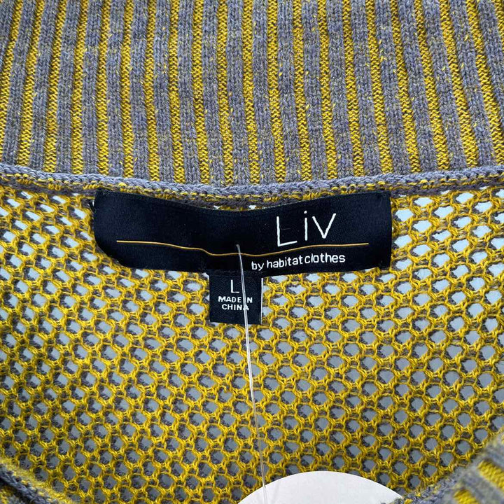 Size L Gray Sweater