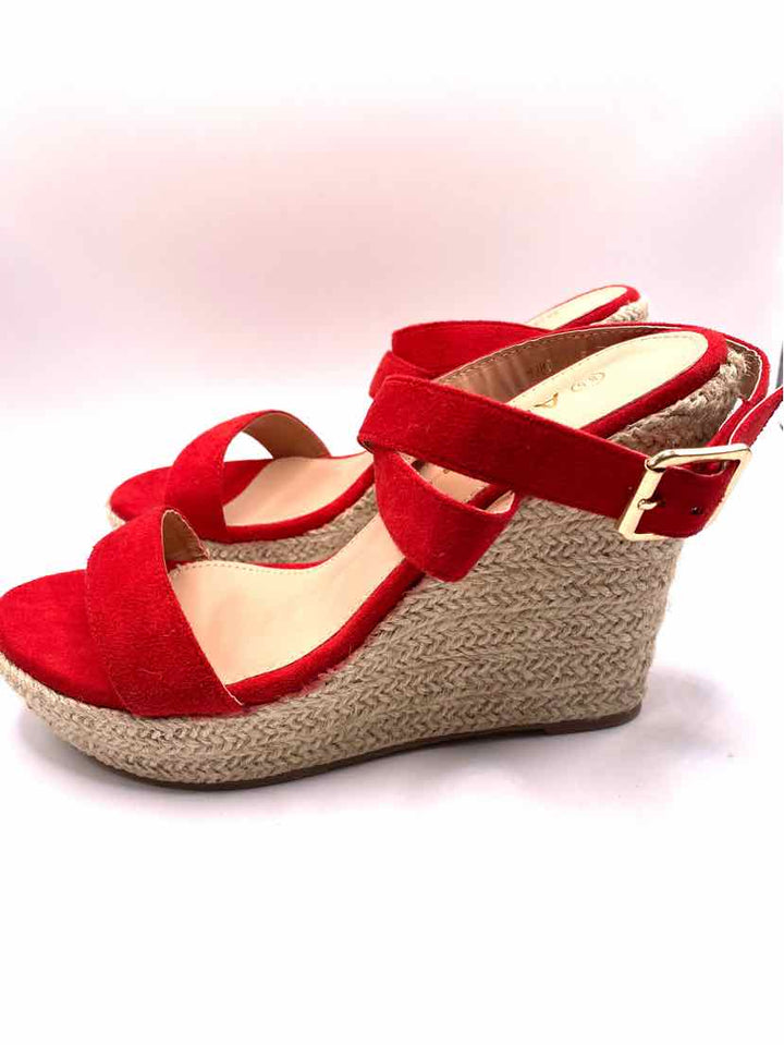 Shoe Size 8.5 Red Sandals