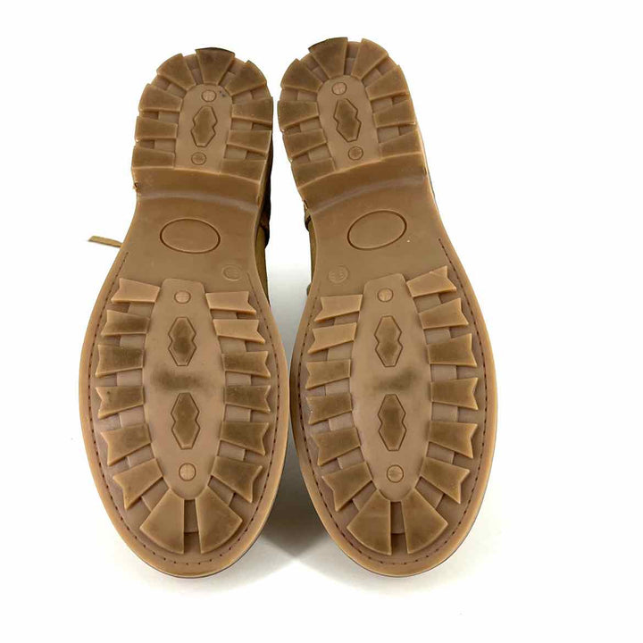 Shoe Size 9.5 Tan Suede Boots