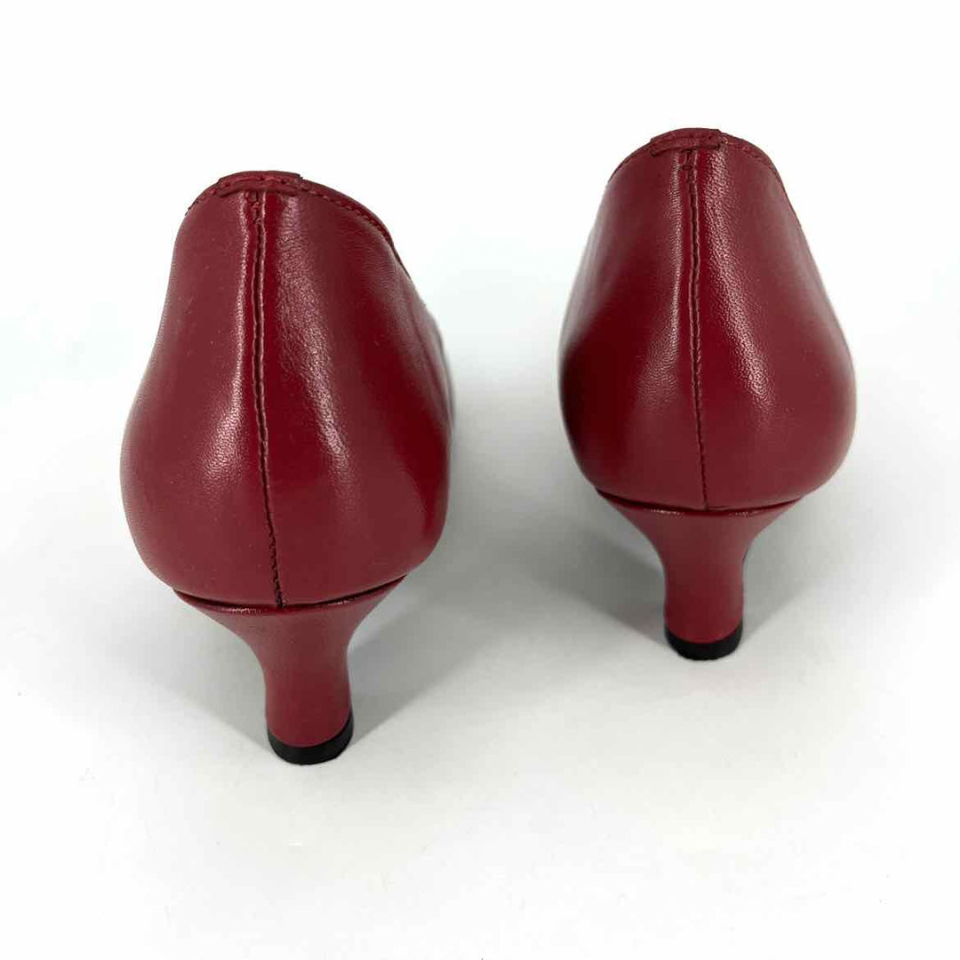Shoe Size 9.5 Red Leather Pumps