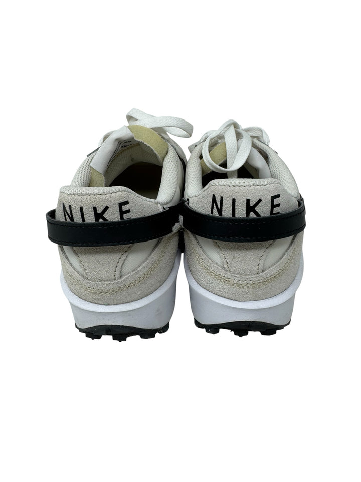 Shoe Size 8.5 Nike Tan Sneakers