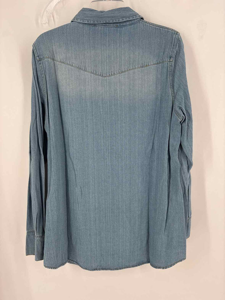 Size XL TUCKERNUCK Denim Shirt