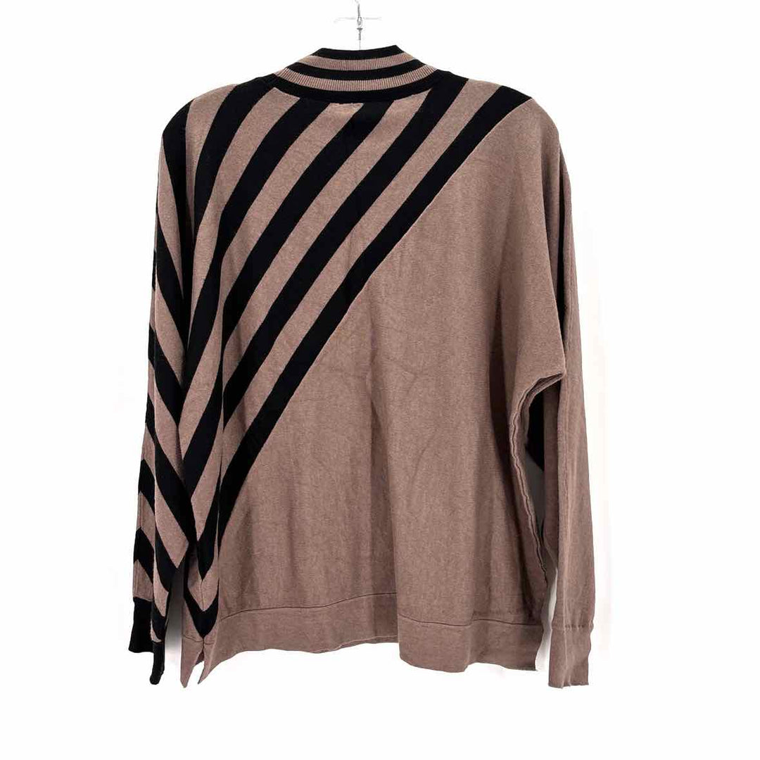 Size L Chico's Brown Sweater