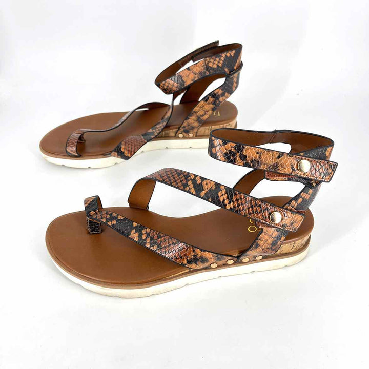 Shoe Size 8.5 FRANCO SARTO Multi-Color Faux Leather Sandals