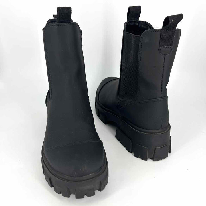 Shoe Size 7 A NEW DAY Black Boots