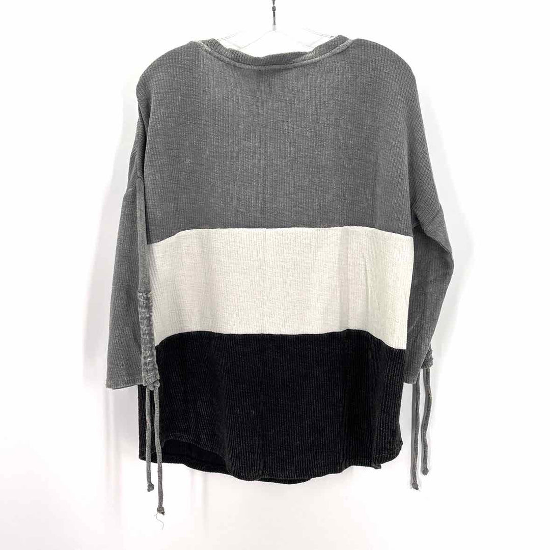 Size XXL Gray Shirt