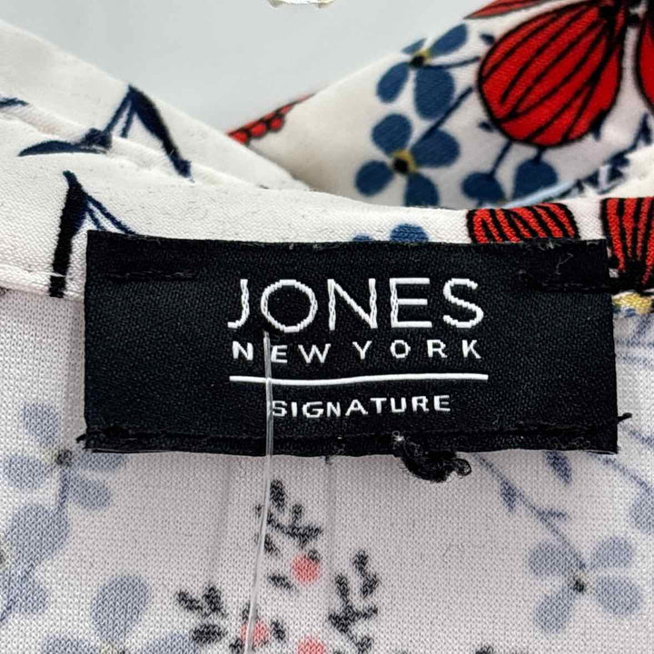 Size S/M Jones New York White Shirt