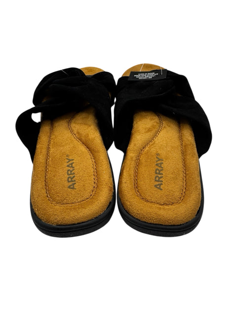 Shoe Size 9W Black Sandals
