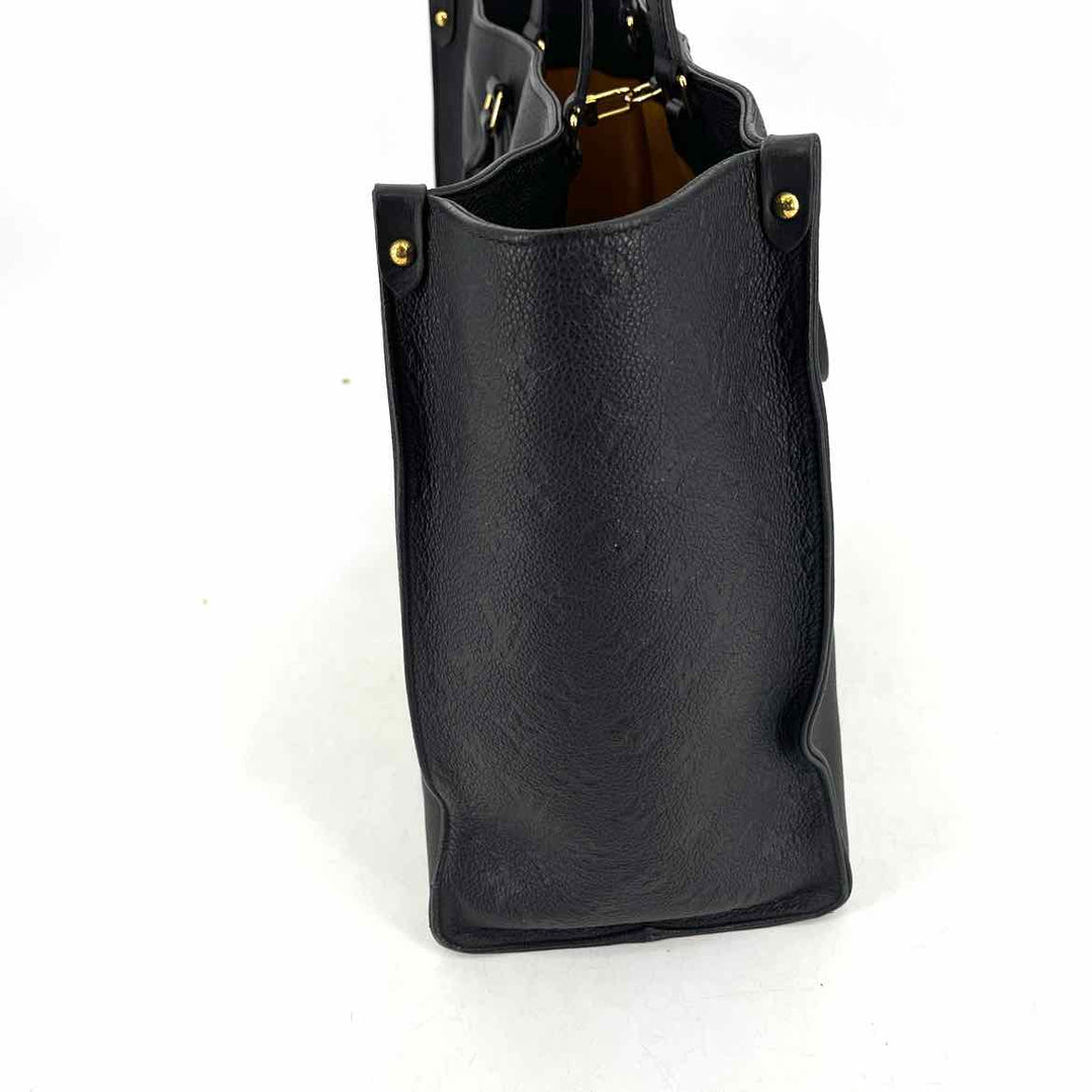 Louis Vuitton Luxury - Purse