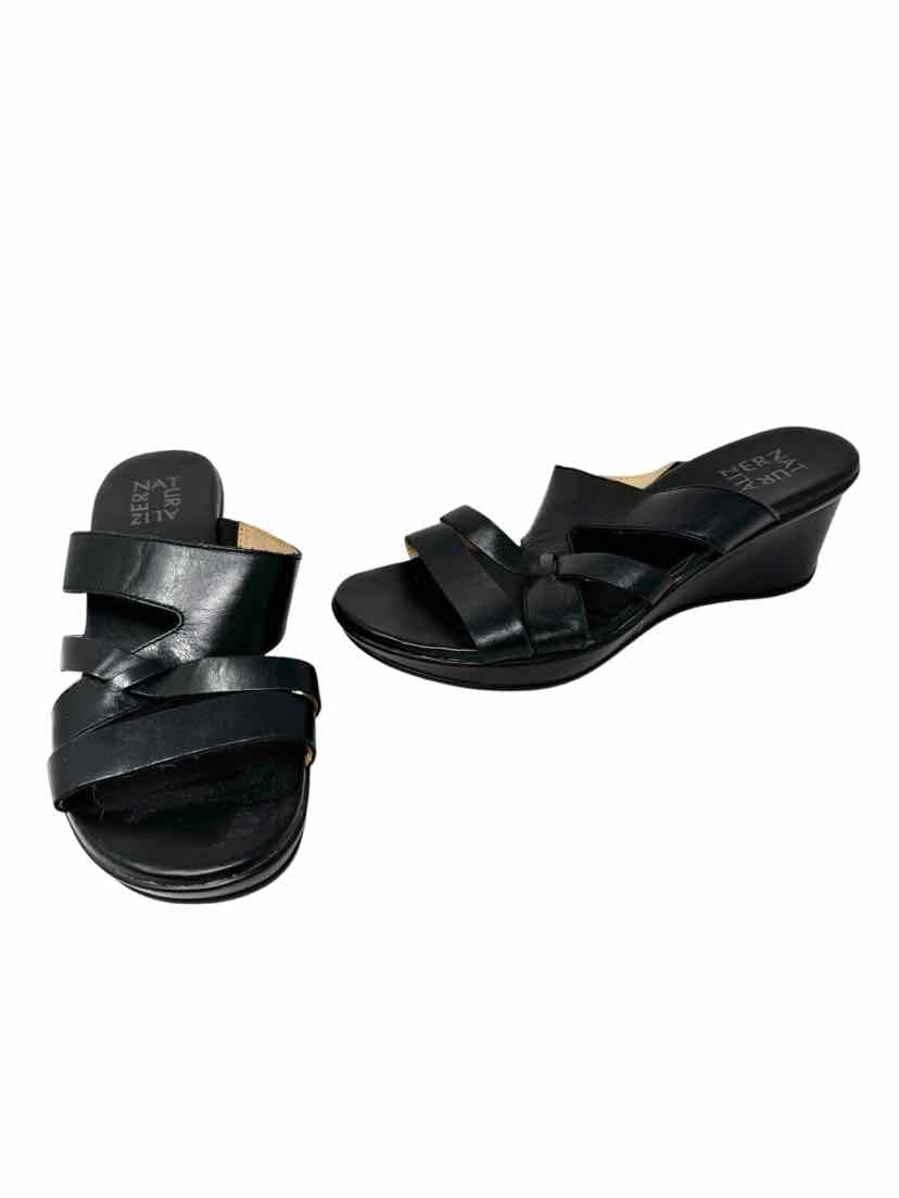 Shoe Size 8.5 Naturalizer Black Sandals