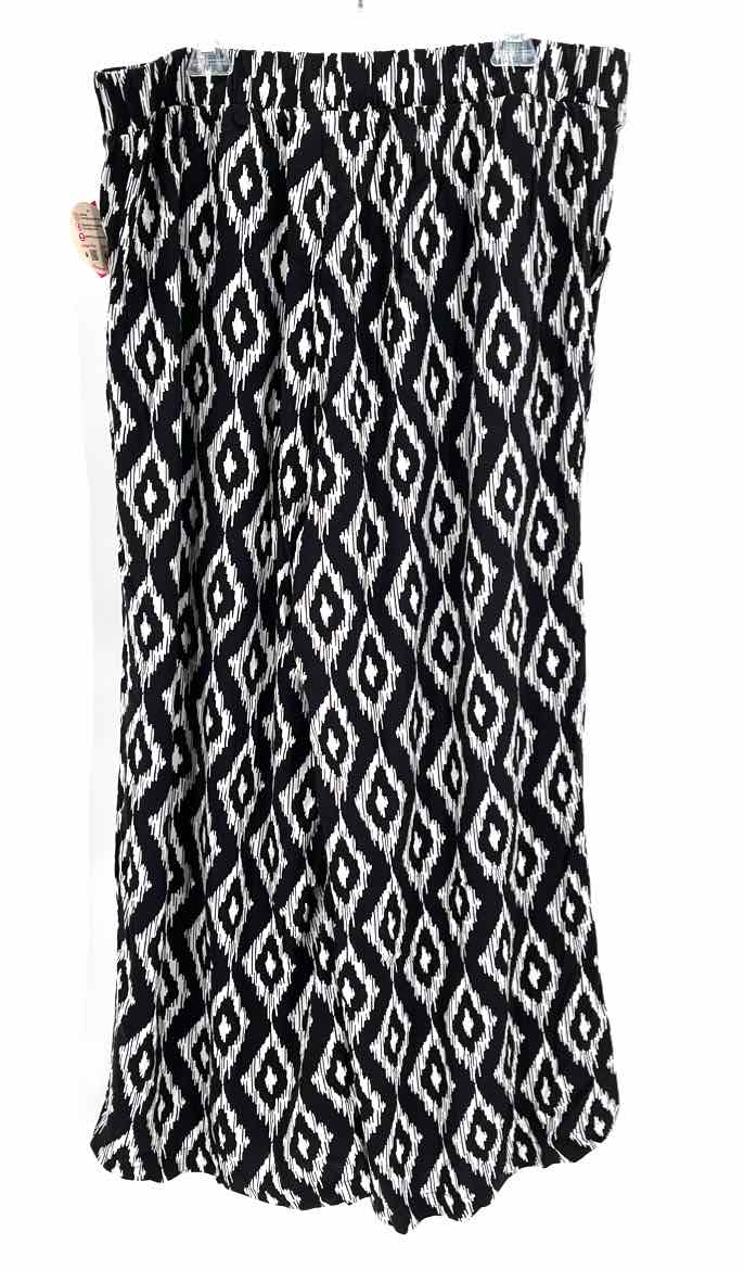 Size 2 Torrid Black Pants