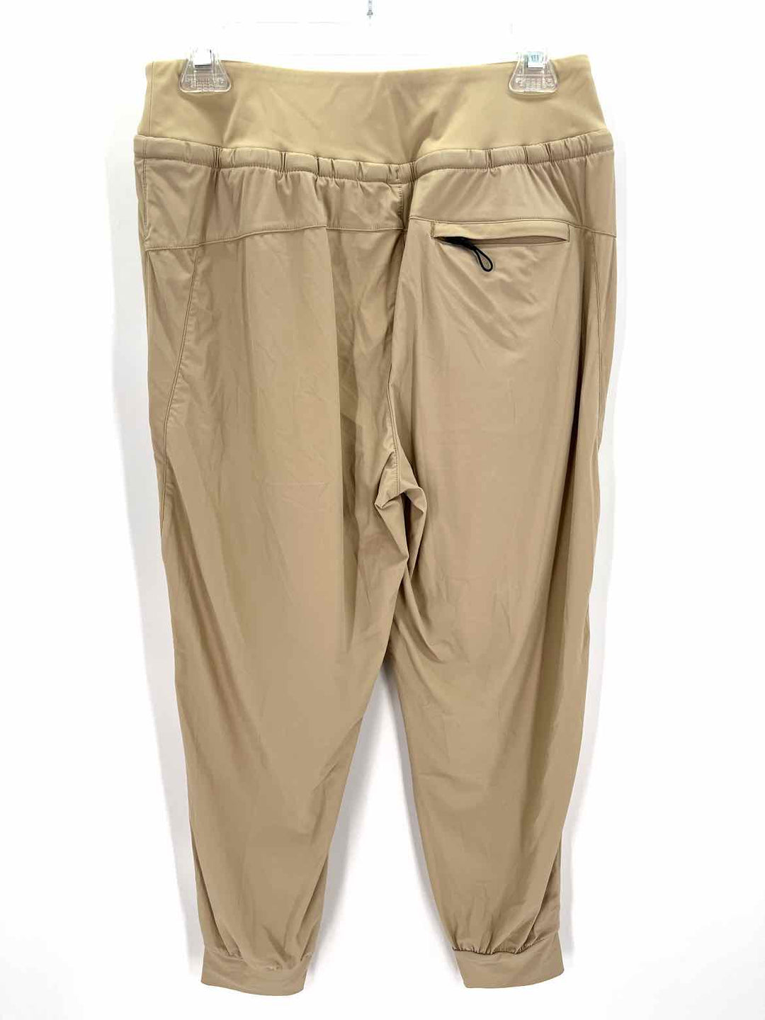Size M Tan Pants