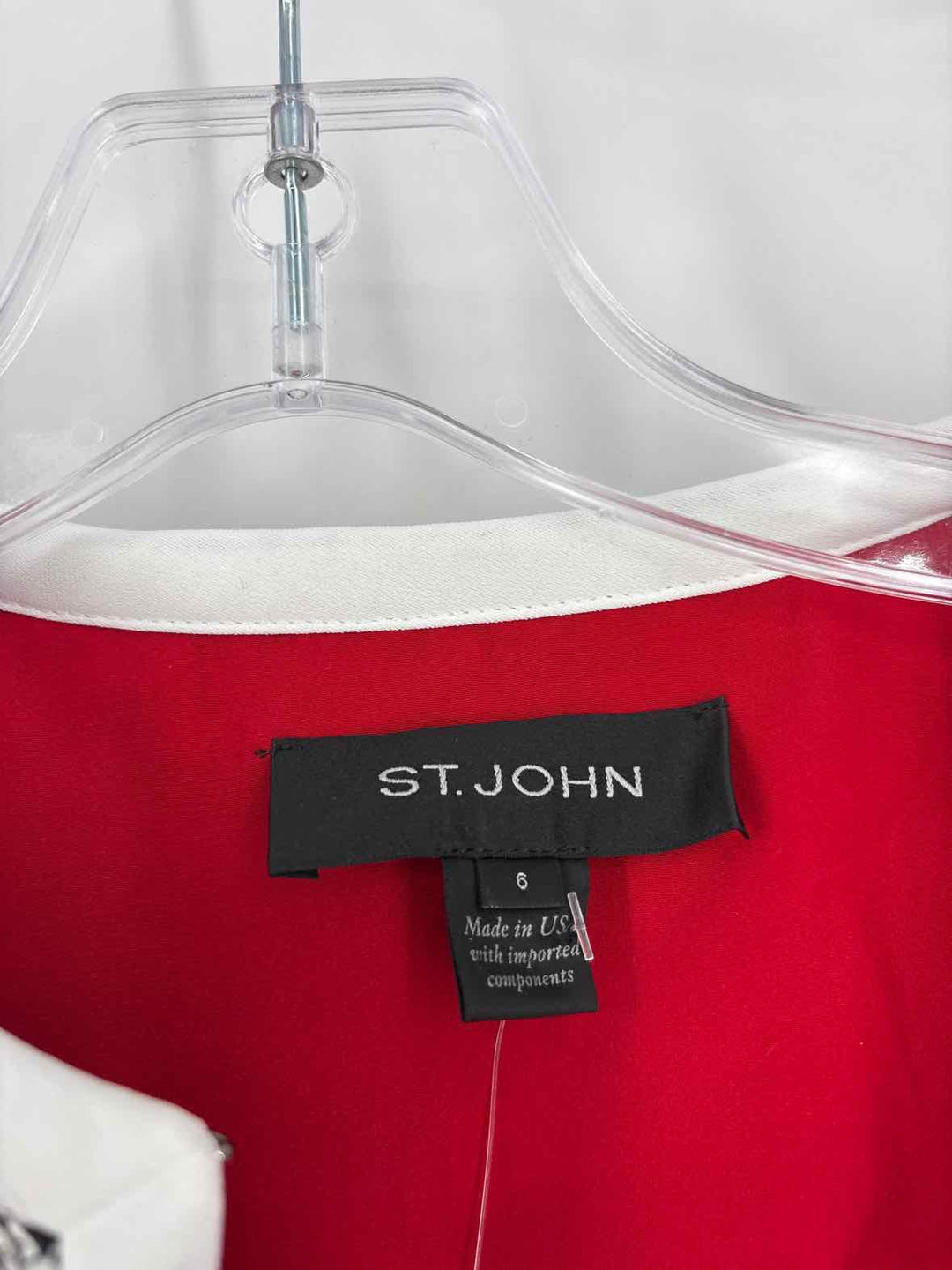 Size 6 ST JOHN Red Luxury - Blazer
