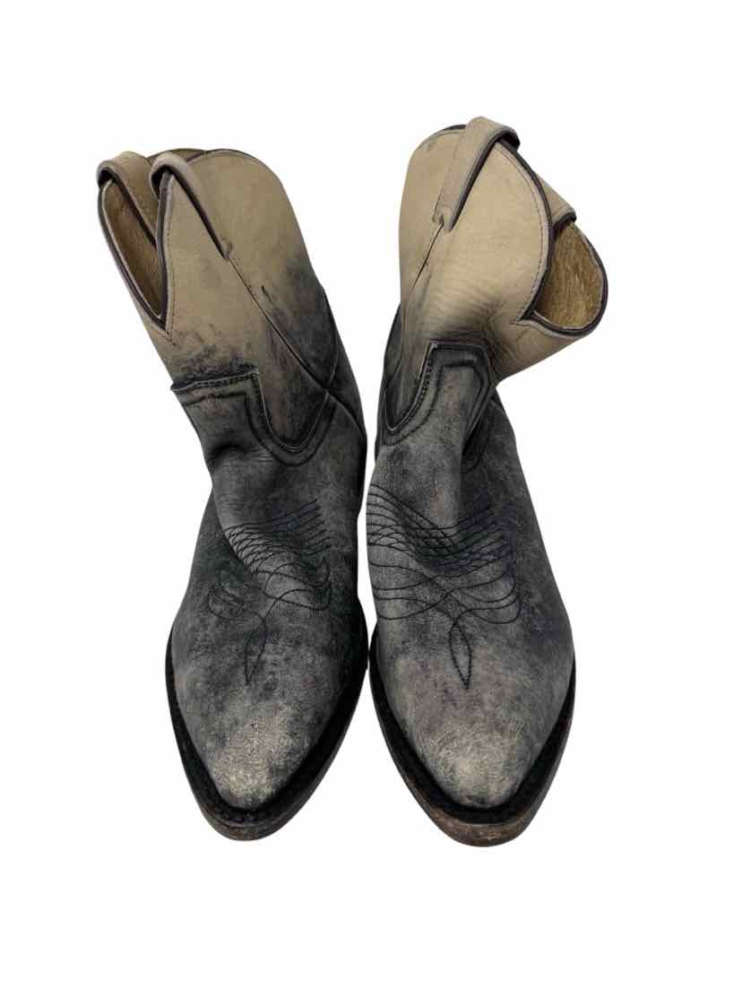 Shoe Size 8 Frye Beige Print Boots
