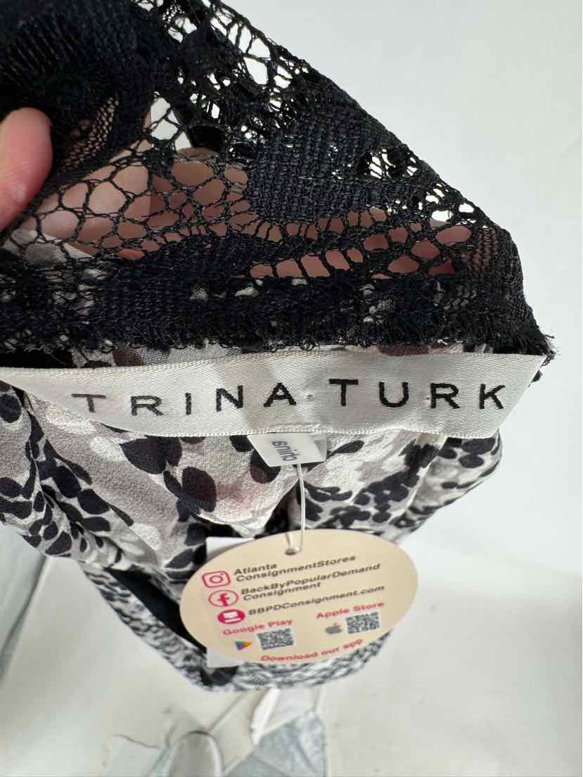 Size L TRINA TURK Black Print Skirt