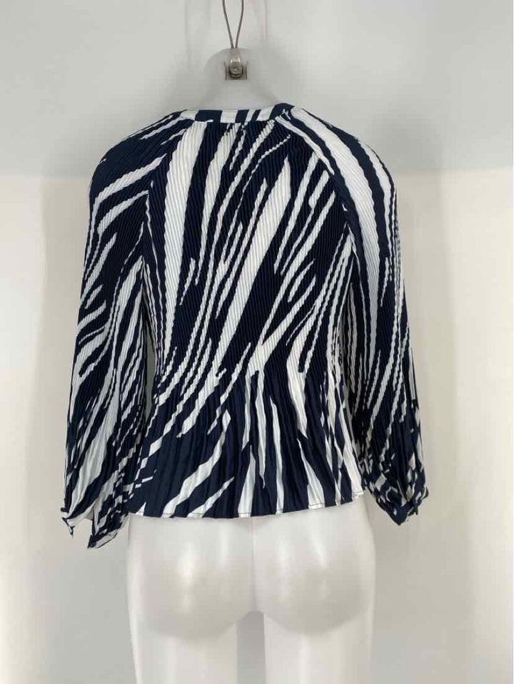 Size XS Banana Republic Navy Shirt