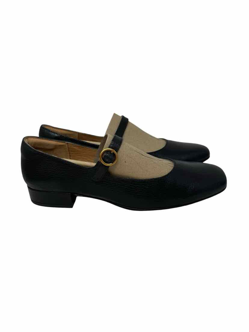 Shoe Size 9.5 SOFFT Black Leather Flats