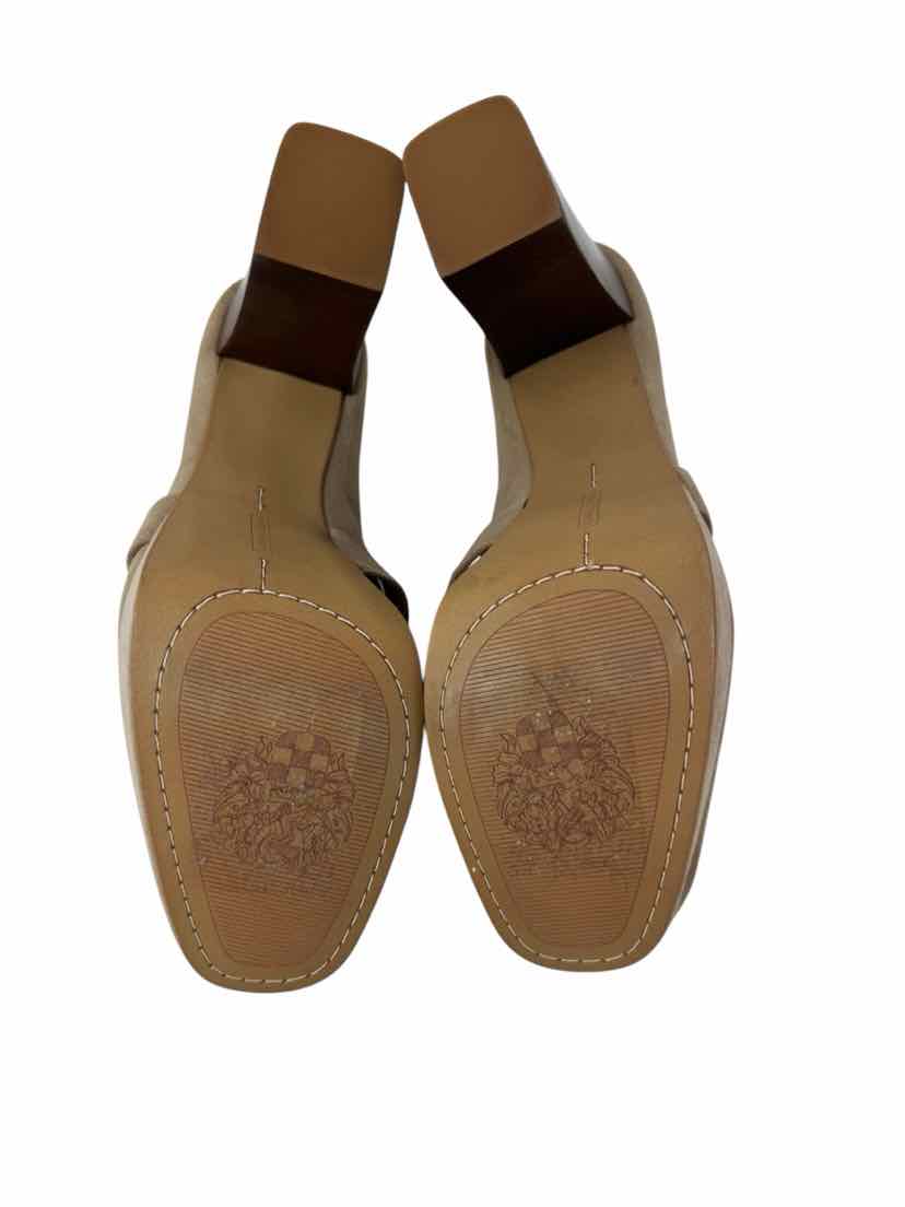 Shoe Size 8.5 Vince Camuto Tan Suede Pumps
