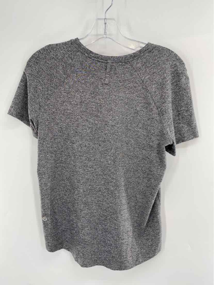 Size M Lululemon Gray Shirt