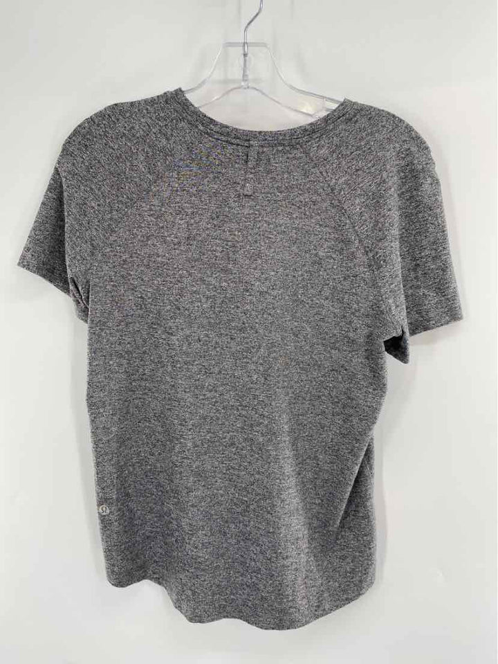 Size M Lululemon Gray Shirt